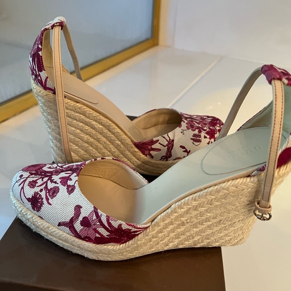 Gucci flora wedges size 39 - Picture 5 of 9